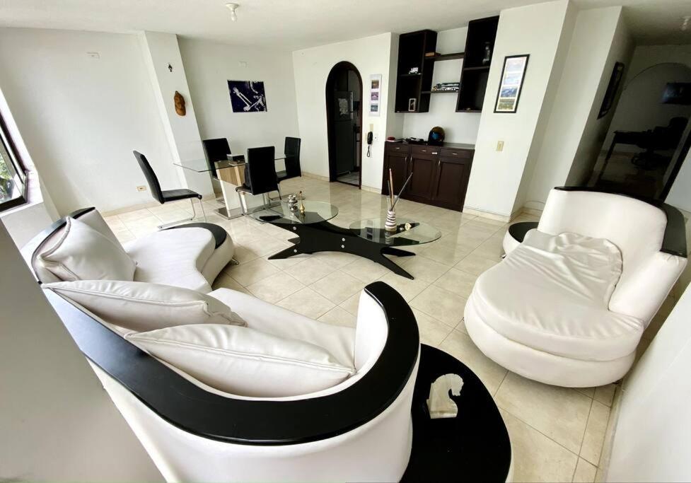 Апартаменты Apartamento Amoblado En Pinares Перейра Экстерьер фото